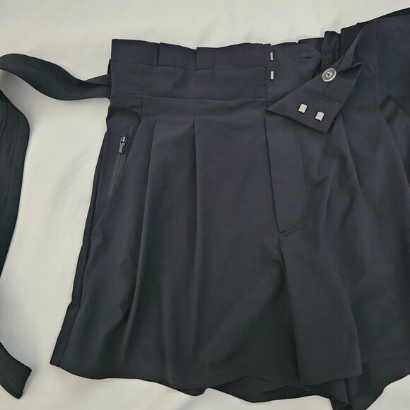 Athleta Sky Line Short II Black Paperbag Tie Waist Shorts Women's Size 6 - Picture 6 of 16